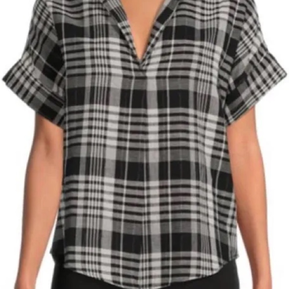 Time and Tru Black and White Checkered Blouse